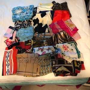Scarves - Bundle of 22 Assorted Scarves